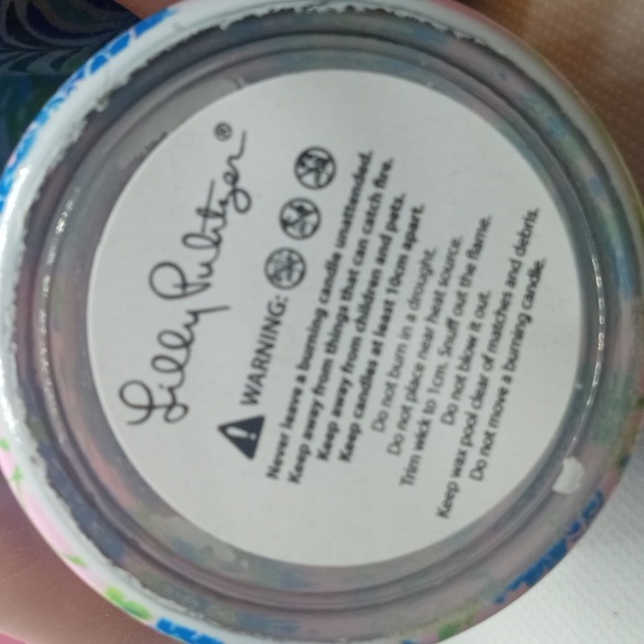 LILLY PULITZER VOTIVE CANDLE SET - Picture 8 of 13